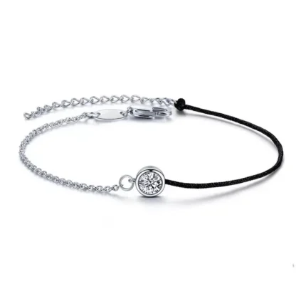 bracelet pour femme avec cordon noir et zircon blanc