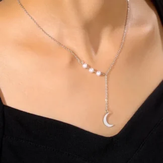 collier lune perles