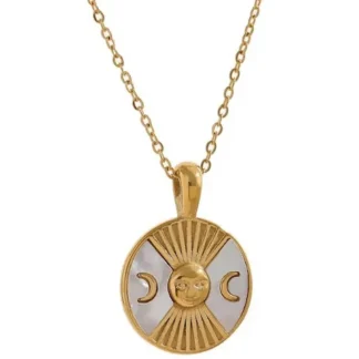 collier medaille soleil nacre